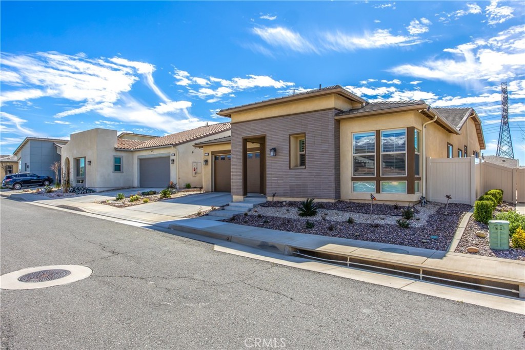 1579 Trailview Drive