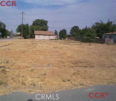 Multifamily corner lot, ready to build. Great location, walking distance to downtown. Easy freeway access located on the corner 10th & L street, 10th street exit off highway 101. Design set of plans for 6 unit apartment complex, ready for minor use submittal. An alternative design is also available for 4 single family homes, approved by SLO County. Further detailed information is attached. Other development possibilities may include duplex or single family housing.