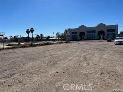Photo of 115 E Street, Needles, CA 92363 (MLS # HD25018581) Photo of 115 E Street, Needles, CA 92363 (MLS # HD25018581)