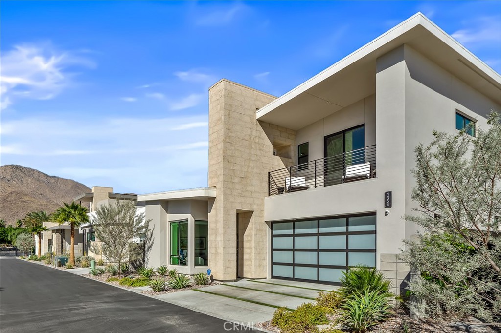 1354 Vue Pl