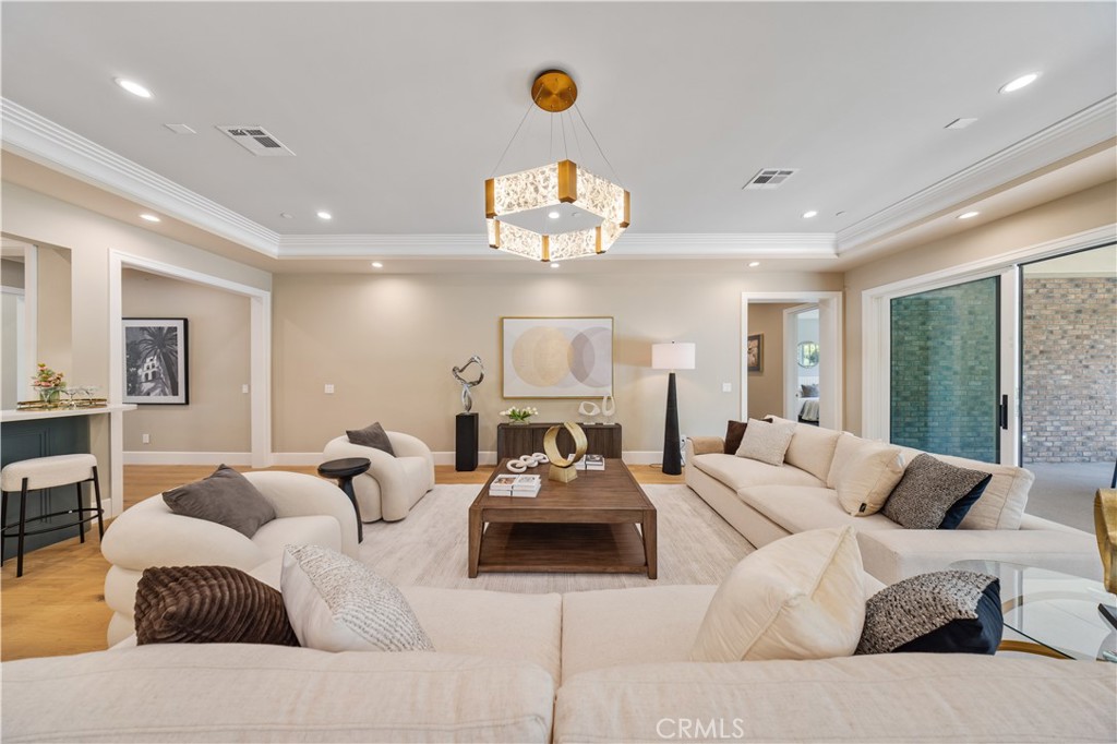 Properties 4 608 Arbolada Drive
