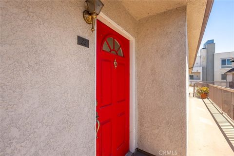 A home in Studio City