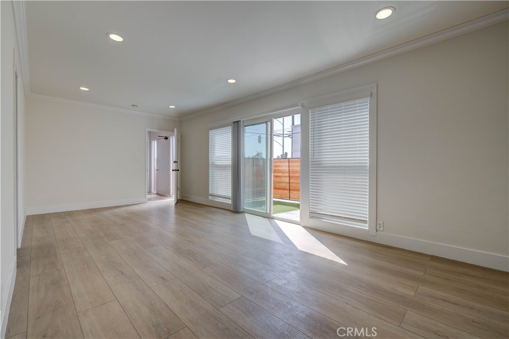 1000 Ximeno Avenue 1