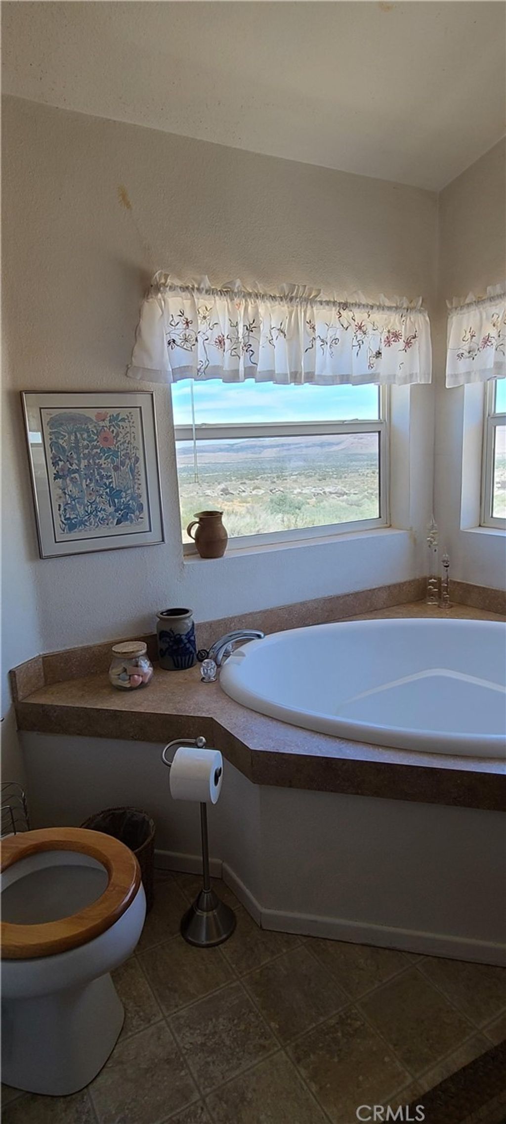 listing image 130721447625290841849