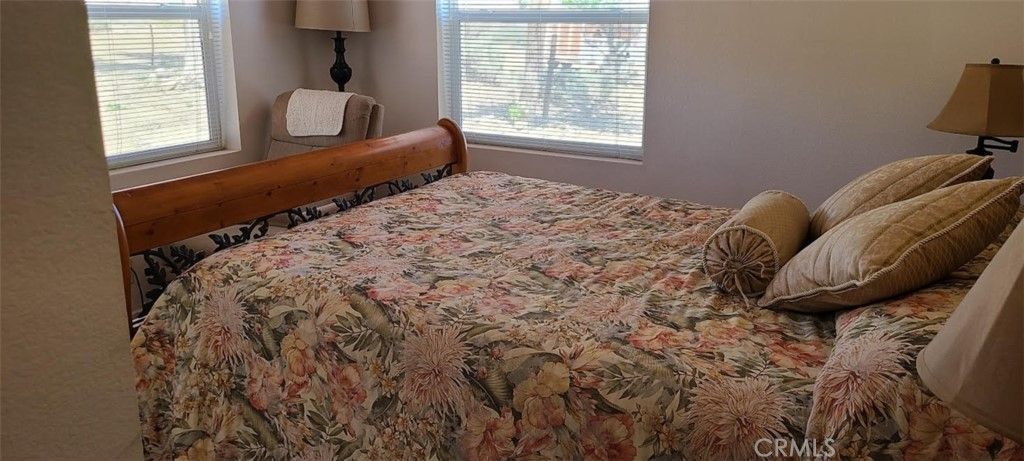 listing image 130726934121982147481