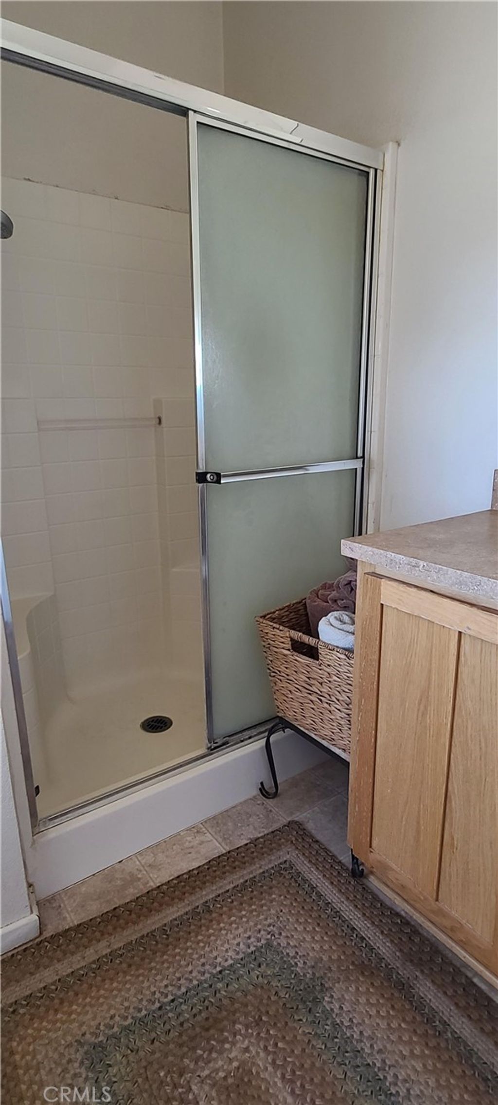 listing image 130725371569876037793