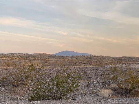 Photo of 0 Highway 95, Needles, CA 92363 (MLS # JT25076177)