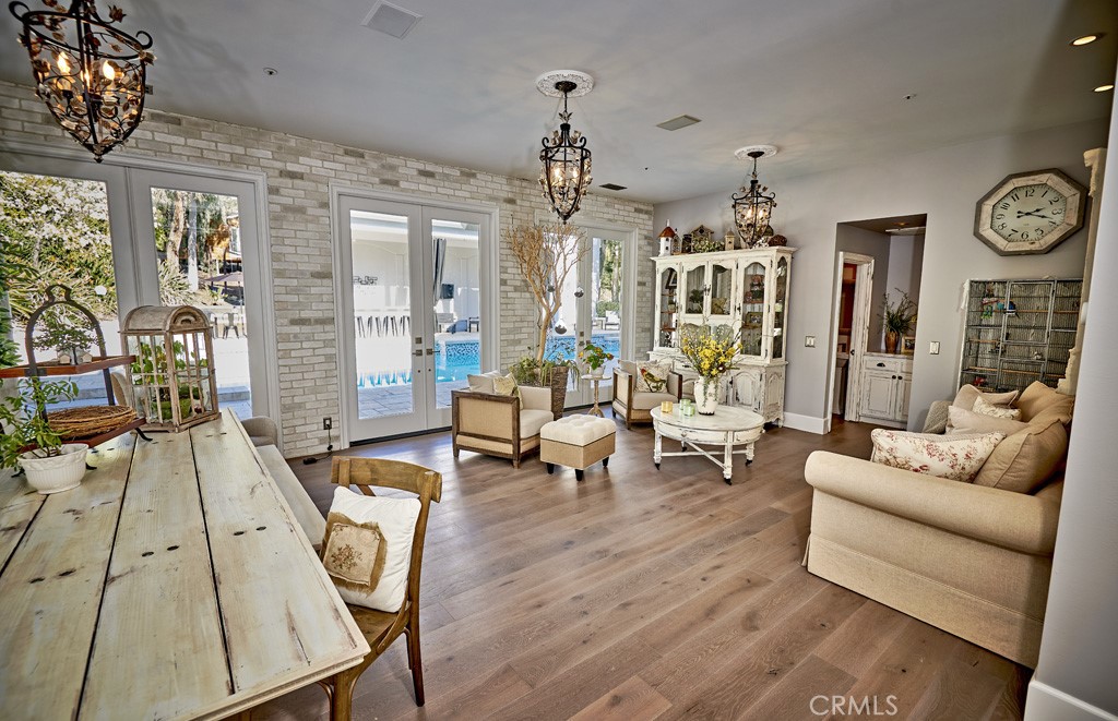 Los Ranchos Estates (LRE) - Residential Lease