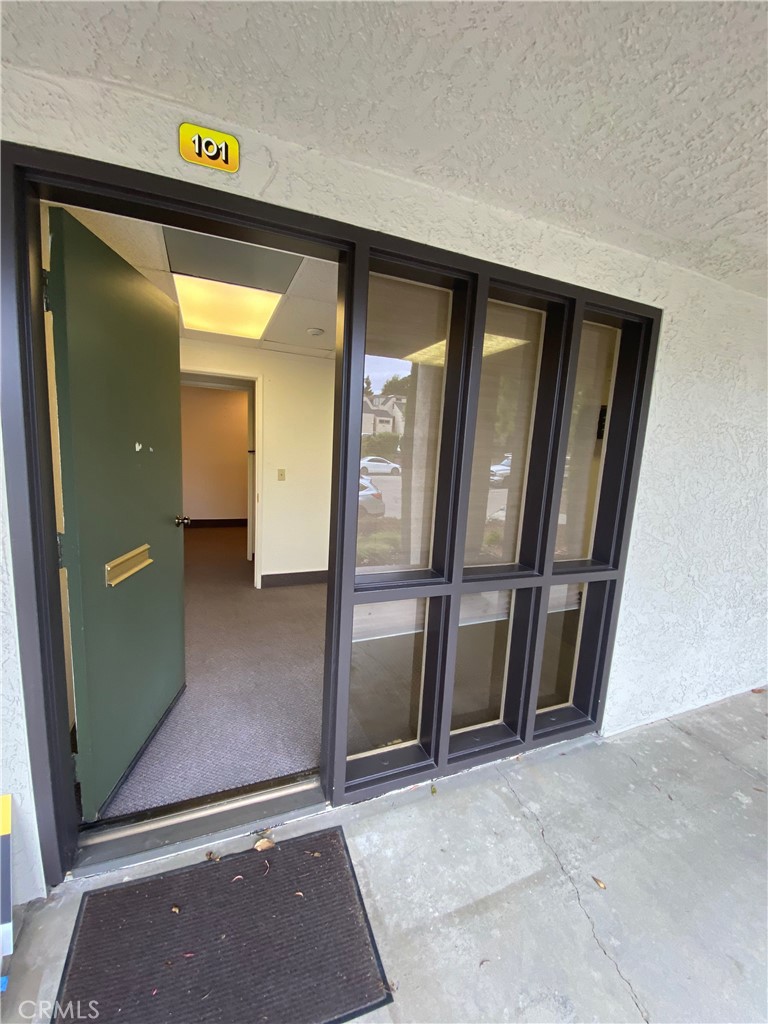 Great small two room medical office suite located on the first floor of a quiet cul-de-sac office building with lots of parking. This suite offers a great spot for a small office or practice. The space is approximately 264 SF with a lobby and one office space. Suite includes common area bathrooms on the first floor and direct access to Phillips Street. Parking is abundant in the parking lot and on the street. Property is parked to allow both medical and non-medical uses. Suite is ready to make it your own. Call Agent to schedule a showing.
