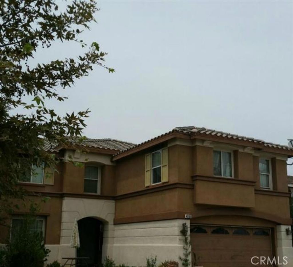 listing image 130721609304663828934