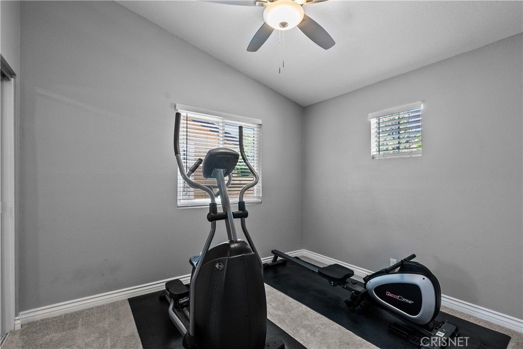 listing image 130723340582765609043