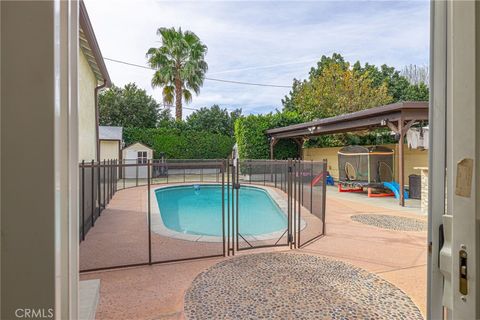 A home in Reseda