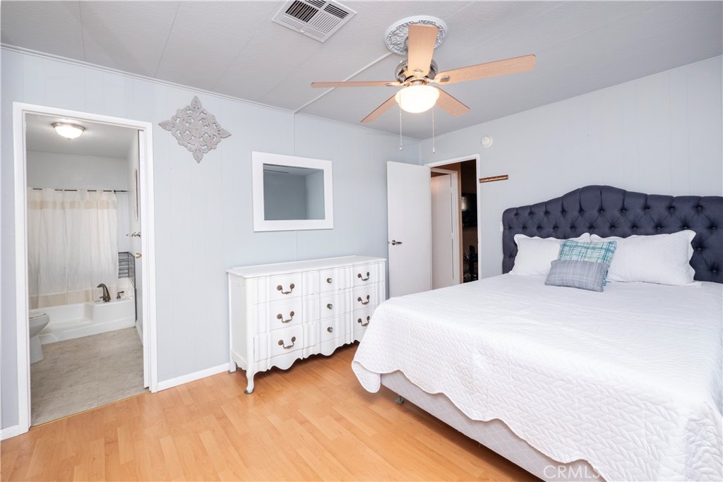 Photo 26 of 47 of 11730 Whittier Boulevard 40 mobile home