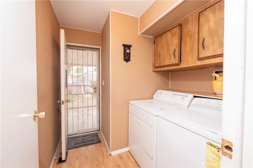 Photo 31 of 47 of 11730 Whittier Boulevard 40 mobile home