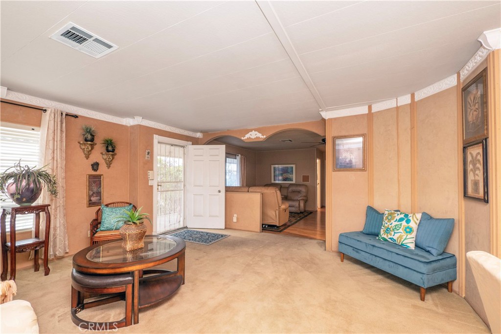 Photo 11 of 47 of 11730 Whittier Boulevard 40 mobile home
