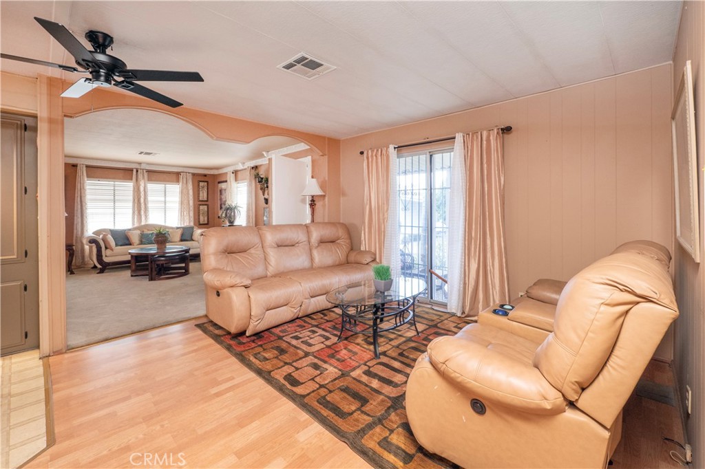 Photo 32 of 47 of 11730 Whittier Boulevard 40 mobile home