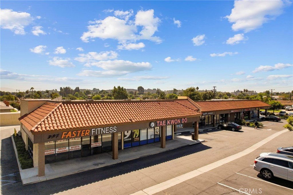 3020 Brea Boulevard