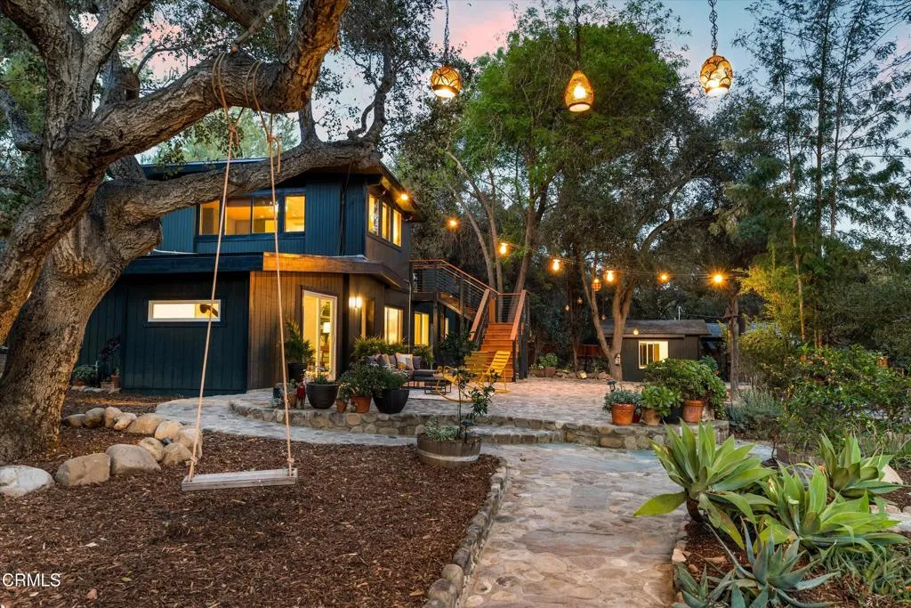 Ojai, California 93023, United States, 3 Bedrooms Bedrooms, ,2 BathroomsBathrooms,Residential,Active,89834