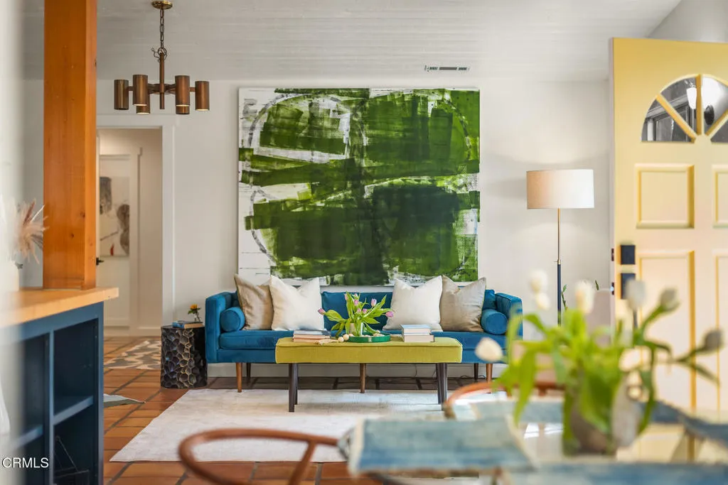 Ojai, California 93023, United States, 3 Bedrooms Bedrooms, ,2 BathroomsBathrooms,Residential,Active,89834