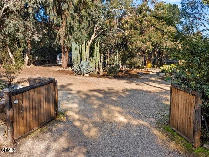 Ojai, California 93023, United States, 3 Bedrooms Bedrooms, ,2 BathroomsBathrooms,Residential,Active,89834