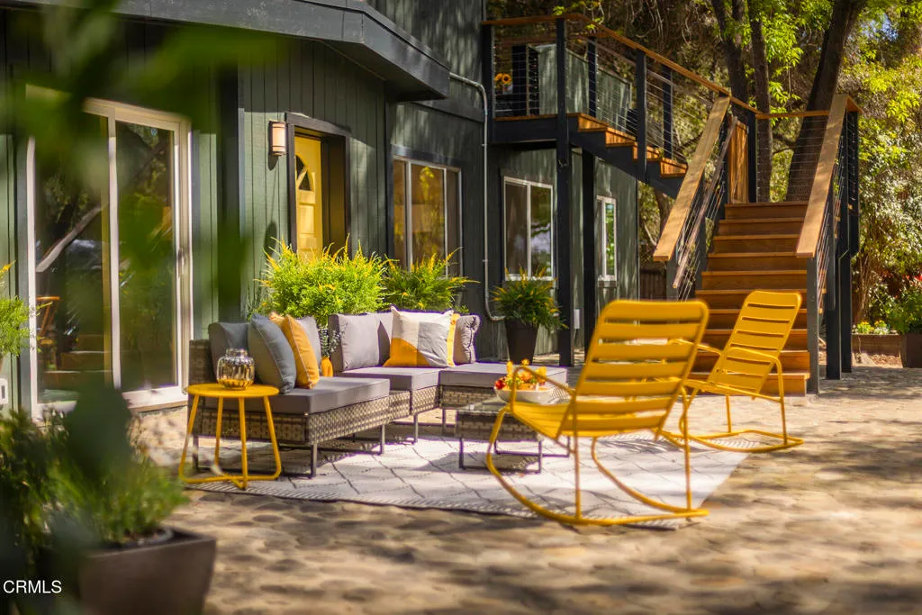 Ojai, California 93023, United States, 3 Bedrooms Bedrooms, ,2 BathroomsBathrooms,Residential,Active,89834