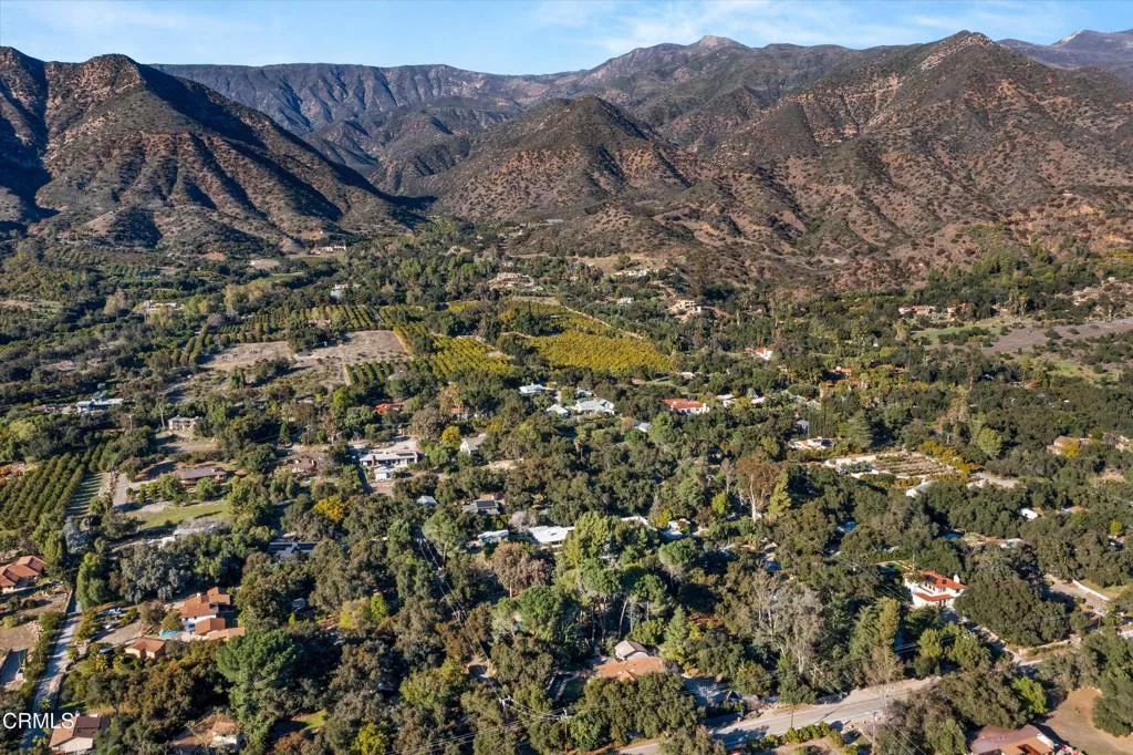 Ojai, California 93023, United States, 3 Bedrooms Bedrooms, ,2 BathroomsBathrooms,Residential,Active,89834