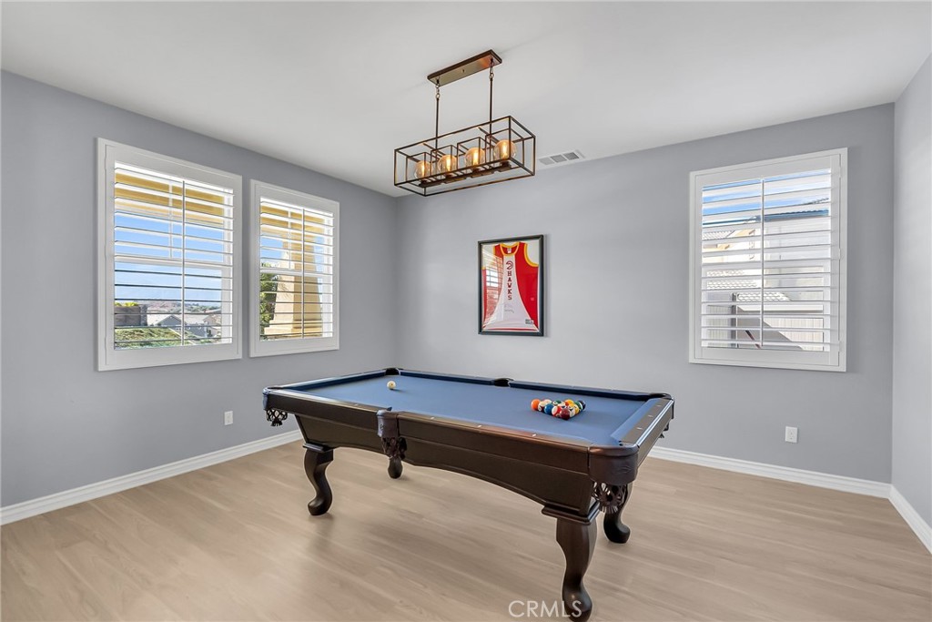 16568 Fleur Boulevard