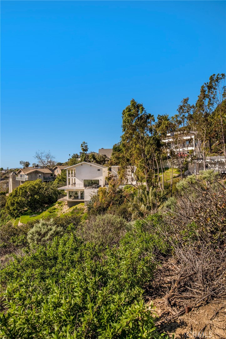 1477 Cerritos