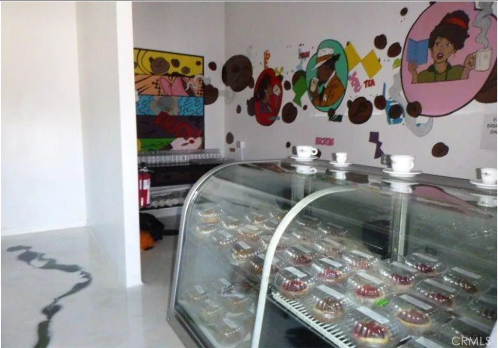 Compton, California 90220, United States, ,Commercial,Active,48014