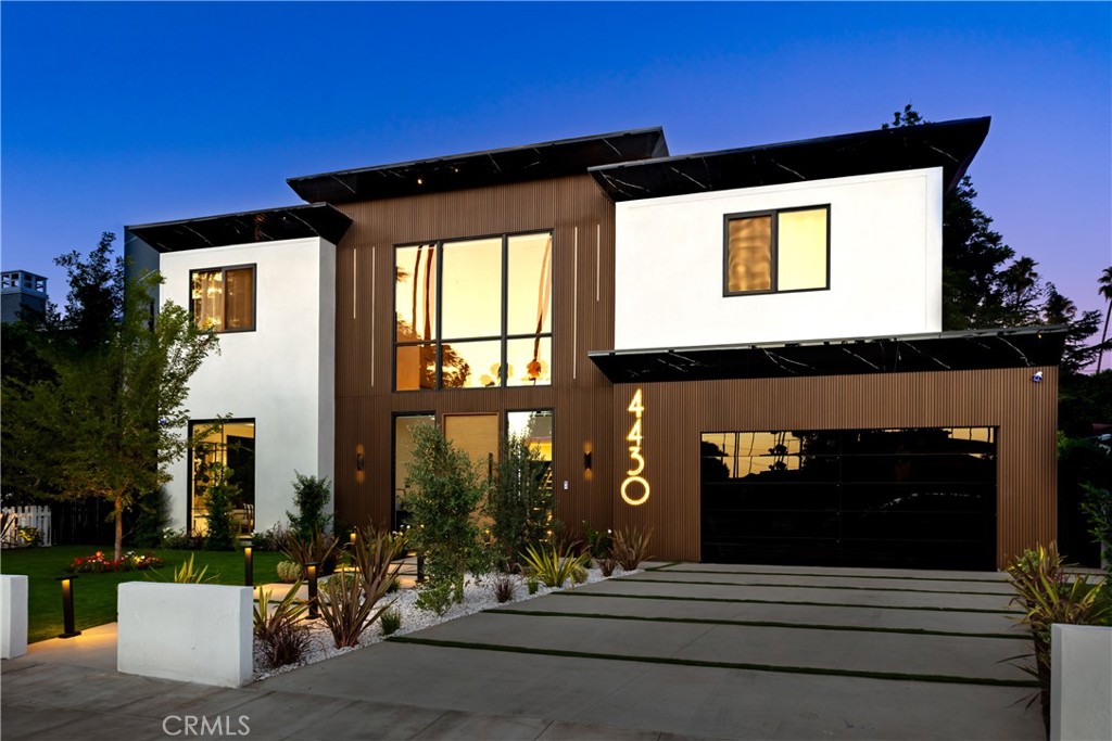 View Sherman Oaks, CA 91423 house