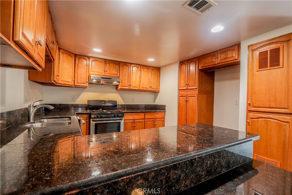 Photo 7 of 23 of 24316 Sylvan Glen Road A condo