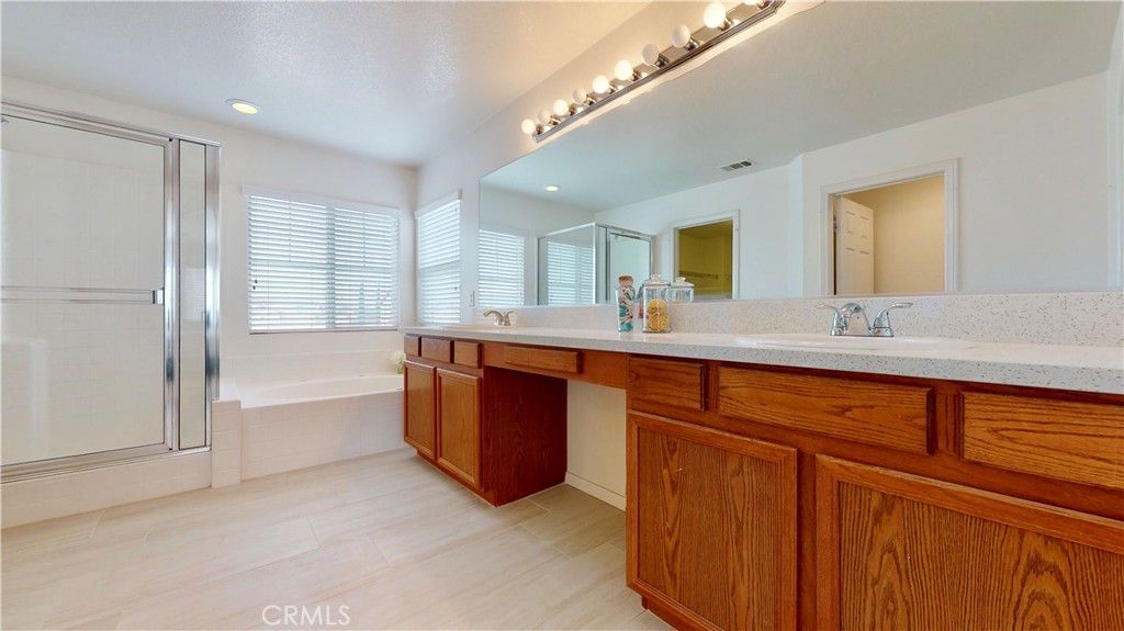 listing image 130727125040099037462