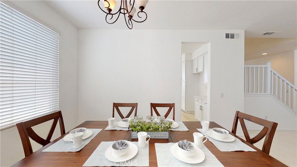 listing image 130723172479537370304