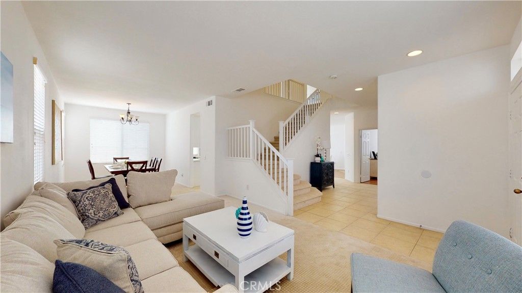 listing image 130723820501048244634