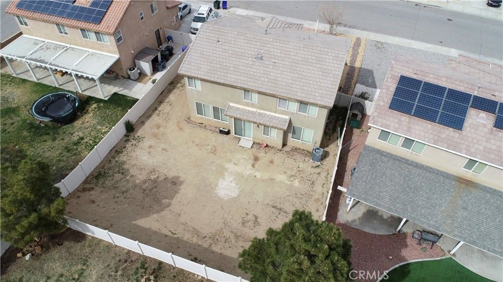 listing image 130728995867081669530