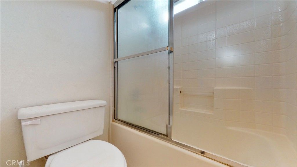 listing image 130721405529081625084