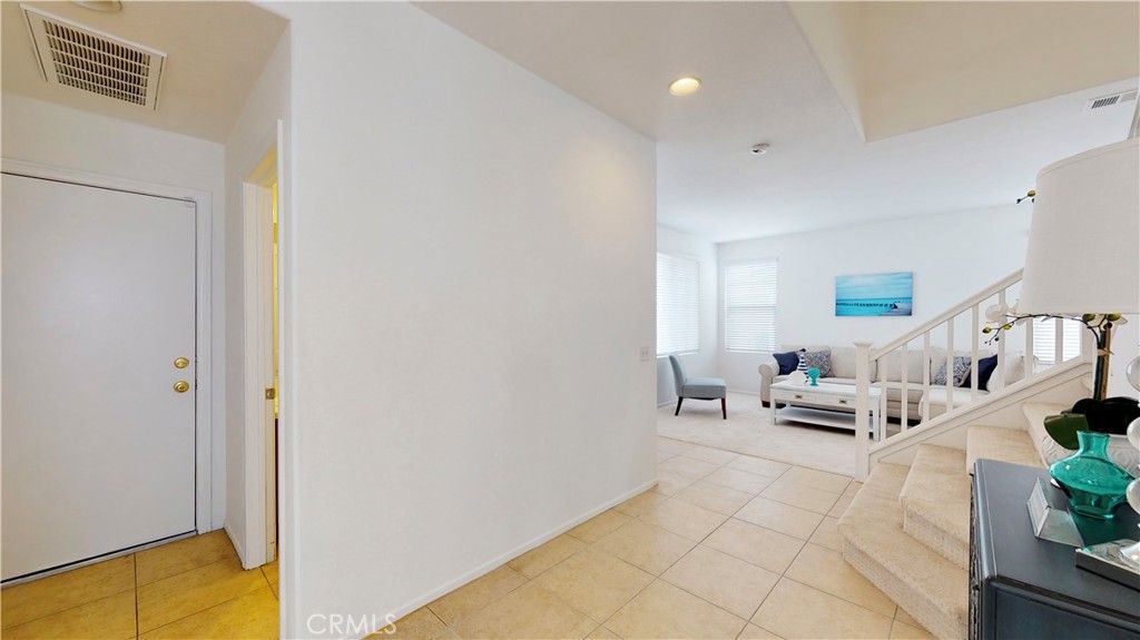 listing image 130728928298183744247