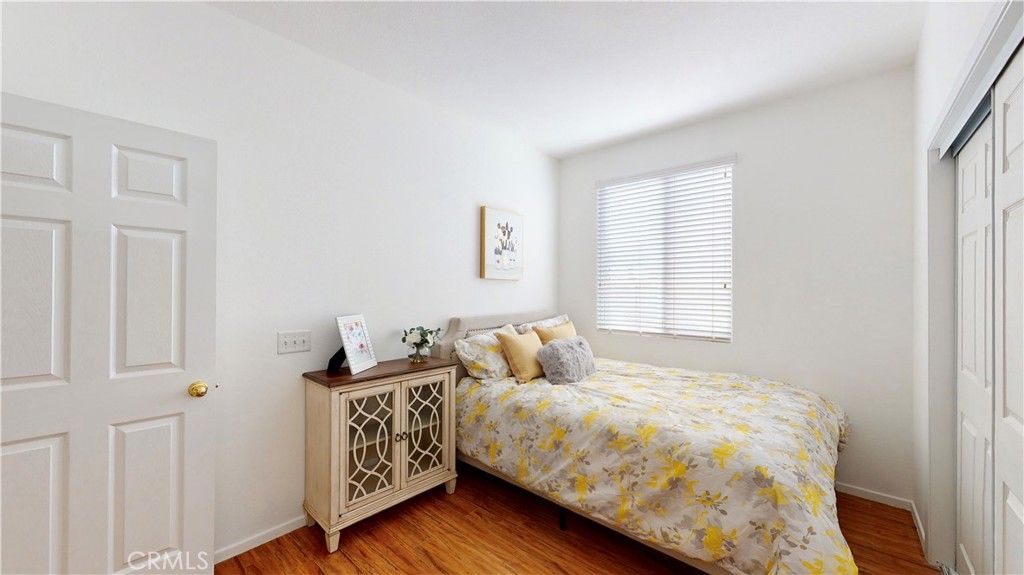 listing image 130728820494912785713
