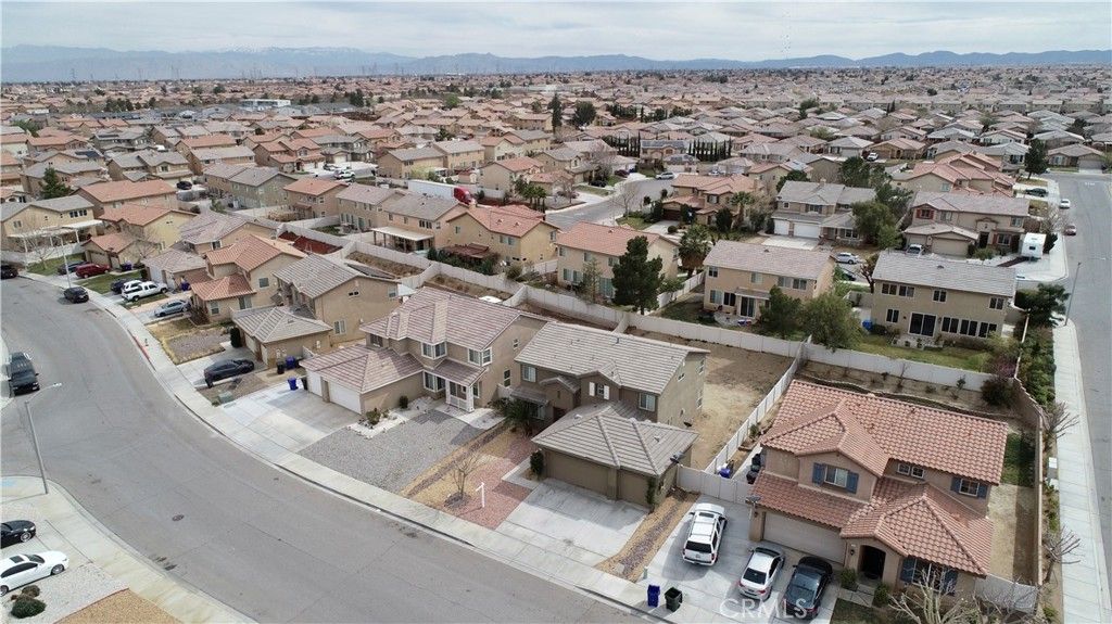 listing image 130725069008527003167