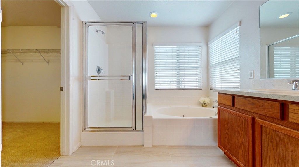 listing image 130722864915155835595