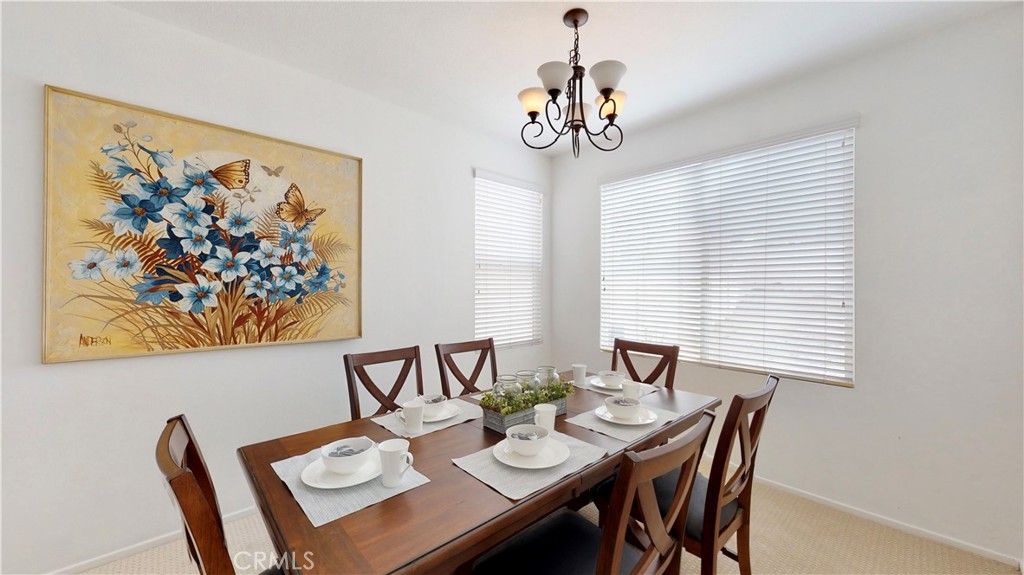 listing image 130722472219263276009