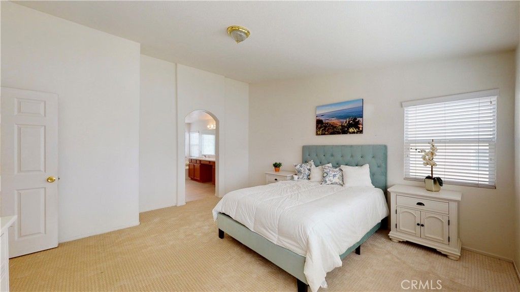 listing image 130720284981620110149