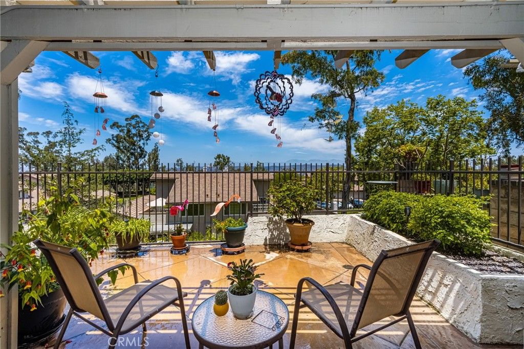 listing image 130726580851788003753