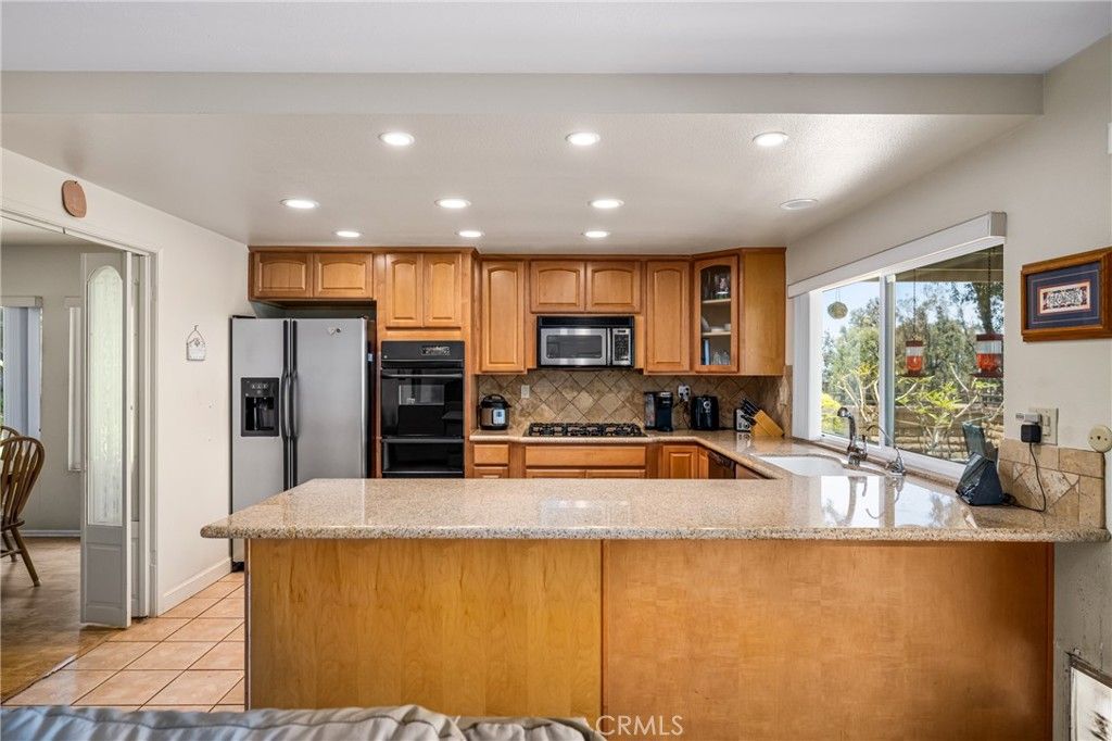 listing image 130729945522142058018