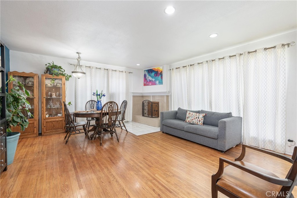 Photo 5 of 18 of 6508 Bonnie Vale Avenue house