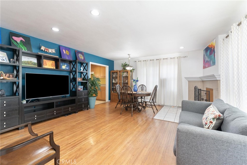 Photo 4 of 18 of 6508 Bonnie Vale Avenue house
