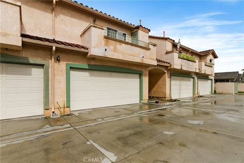 8321 Alameda Street Downey CA 90242