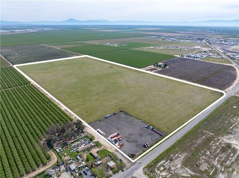 Photo of 0 Beech Avenue, Shafter, CA 93263 (MLS # IG25056068)