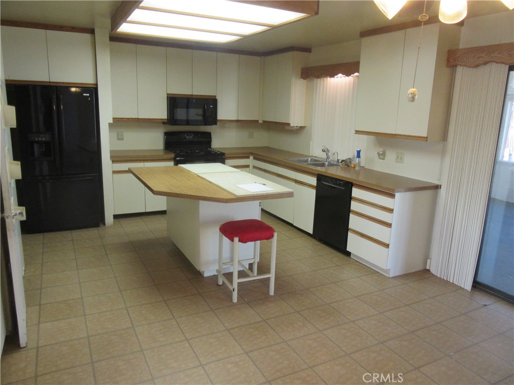 77034 California Drive