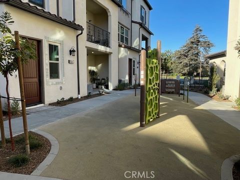 A home in El Monte